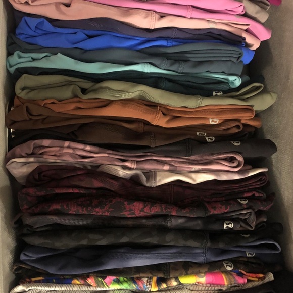 LULULEMON MYSTERY BOX - Picture 9 of 11